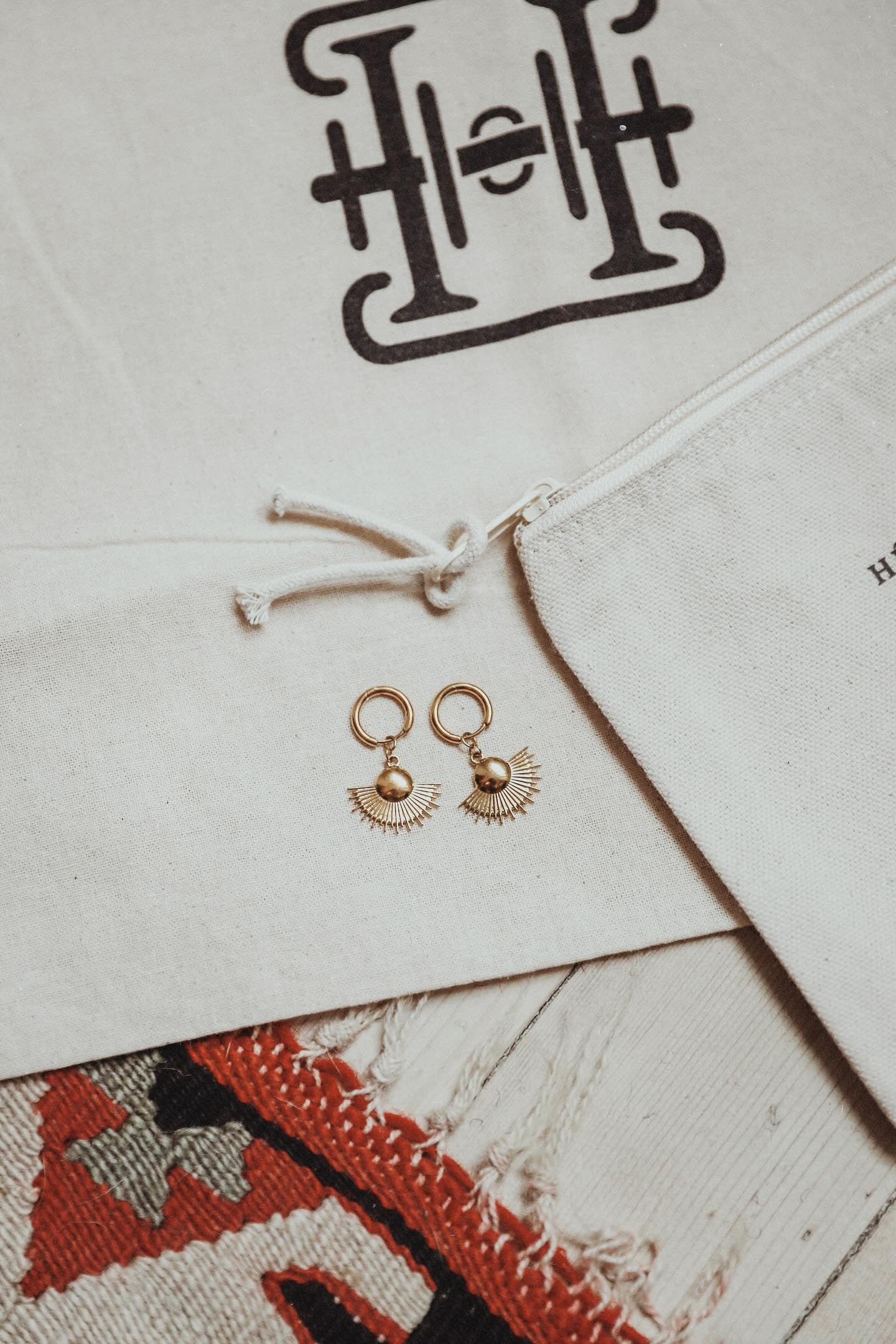 Boucles d'oreilles Stardust x Hera ☆
